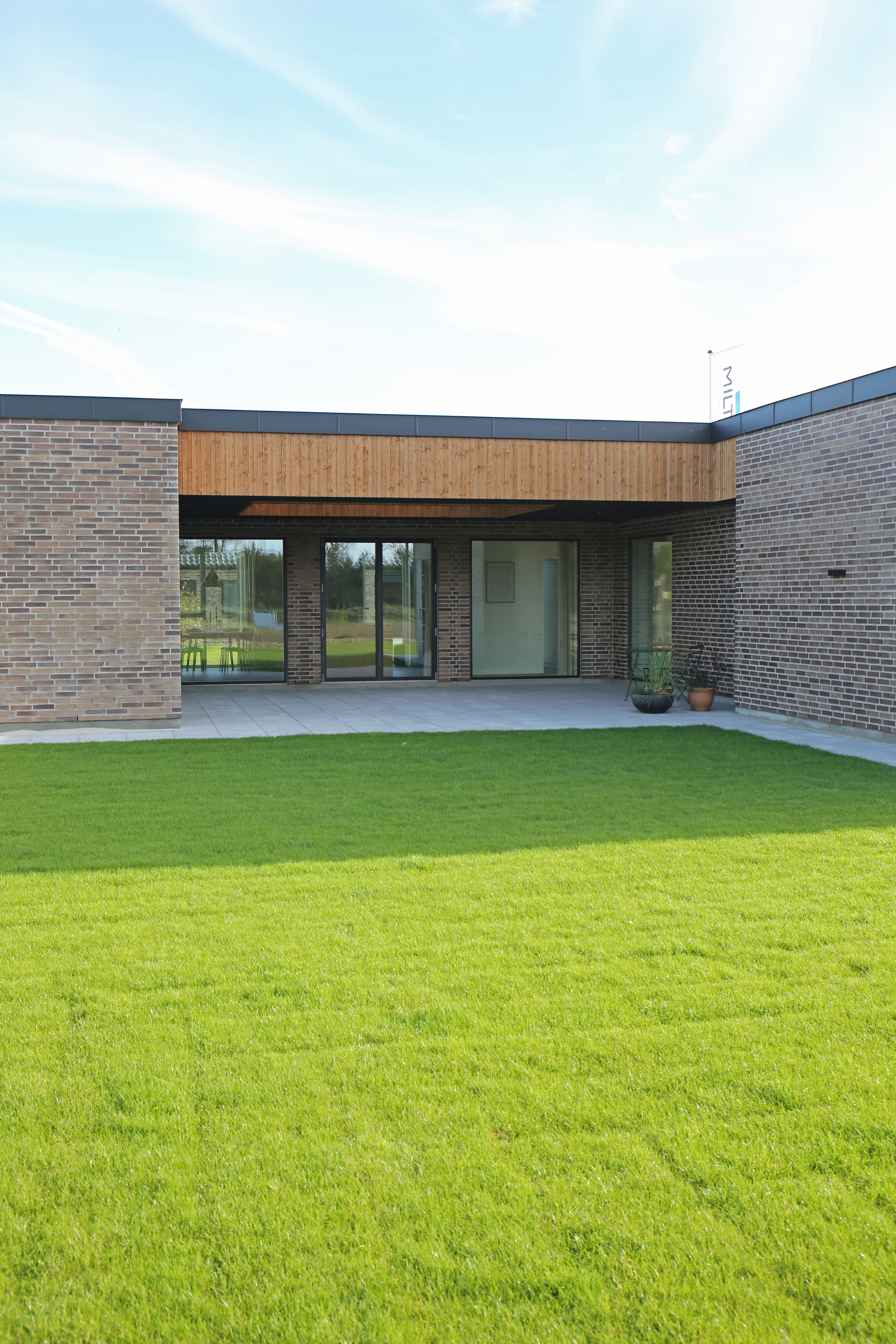 funkisvilla med gårdhave